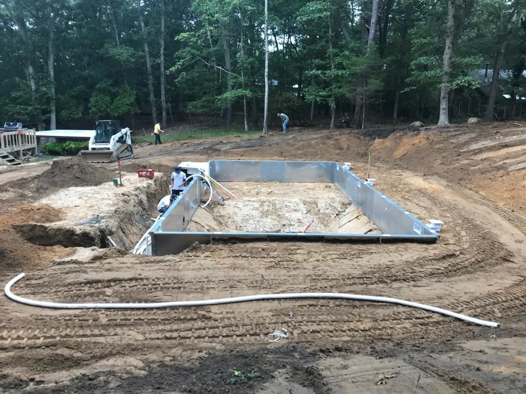 Vinyl Pool Construction