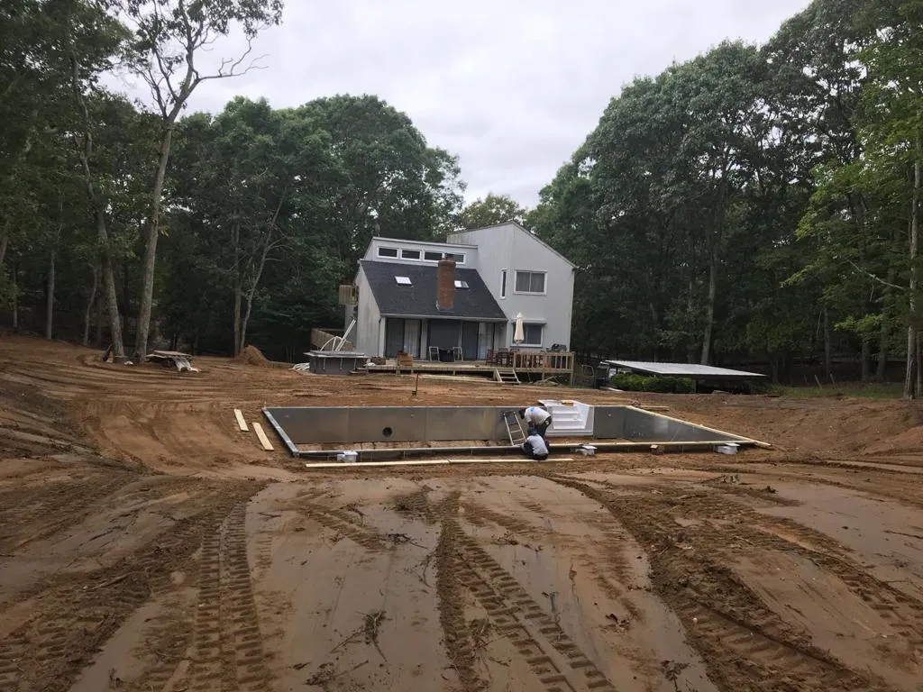 Vinyl Pool Construction