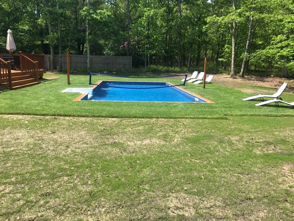 Vinyl Pool Construction